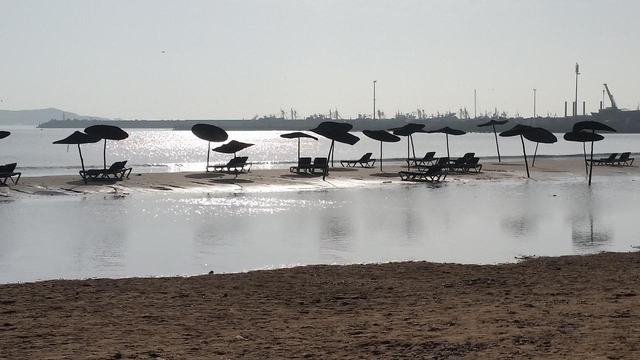 Al Zahia 4*